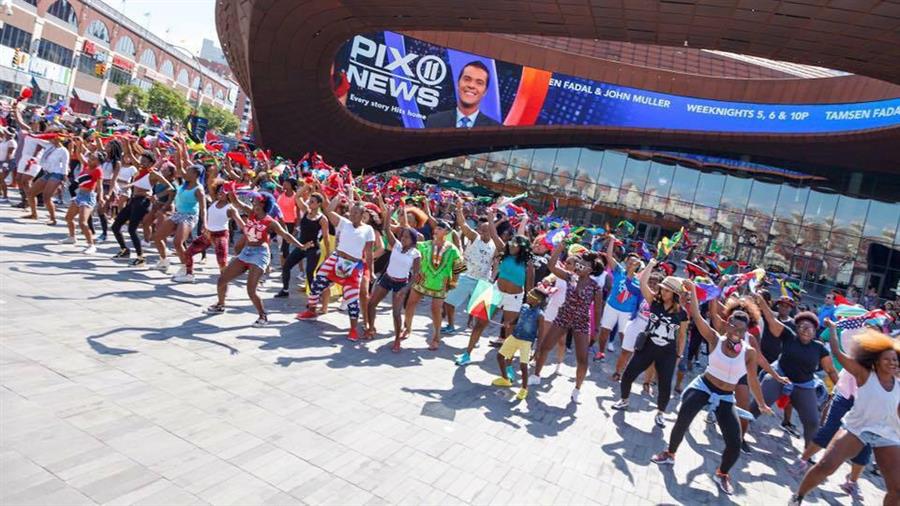 Oba's Soca Dance Flash Mob 2016 (Legends) Oba's Soca Dance Flash Mob 2016 (Legends)